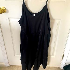 Black Dress. Beachsissi. Tiered bottom. size XL